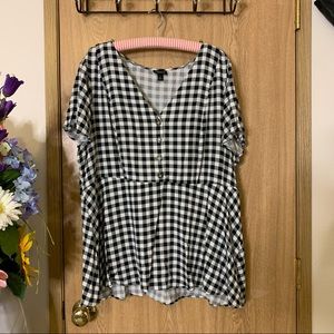 Torrid Peplum Gingham Short Sleeve Top size 2